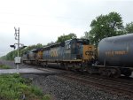 CSX 4008 on Q561 